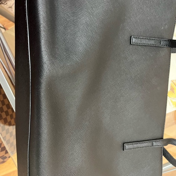 Kate Spade Black Leather tote - Picture 8 of 8